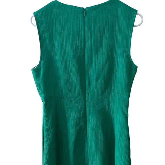 Vintage Milly of New York Green
Beaded Sleeveless Mini Dress Pockets - Size 4 - Picture 8 of 9